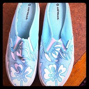 Ladies Airwalk slip on shoes size 9